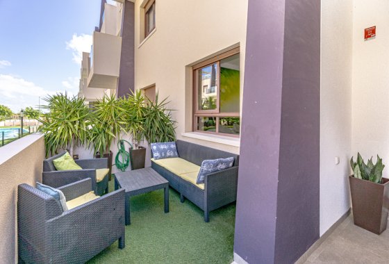 Reventa - Apartamento - Mil Palmeras - Beach