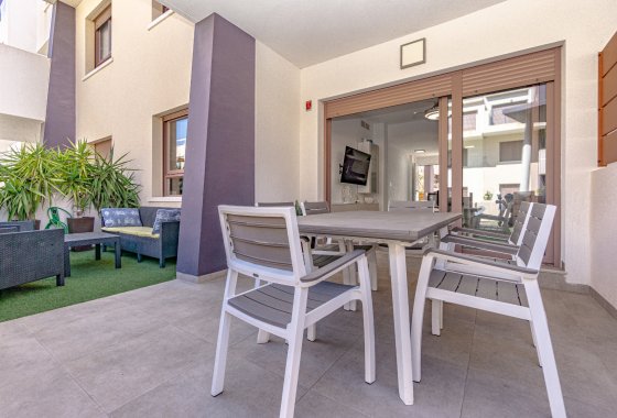 Reventa - Apartamento - Mil Palmeras - Beach