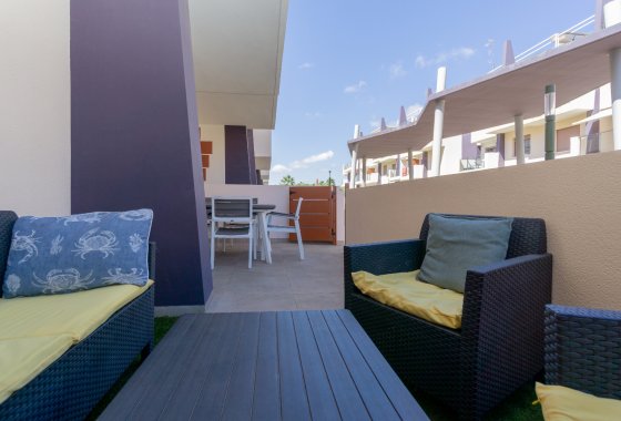 Reventa - Apartamento - Mil Palmeras - Beach