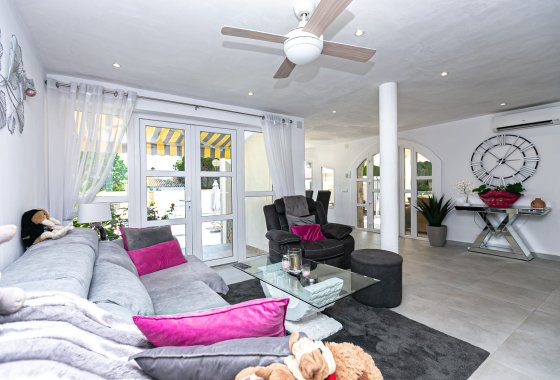 Reventa - Chalet Independiente - Campoamor - Lomas de Don Juan