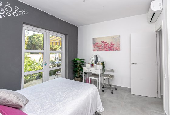 Reventa - Chalet Independiente - Campoamor - Lomas de Don Juan