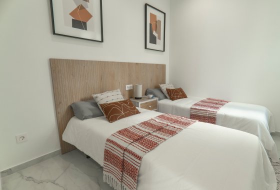 Reventa - Chalet Independiente - Torrevieja - La Florida