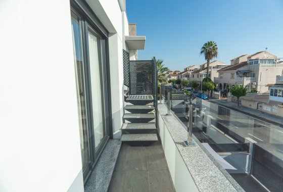 Reventa - Chalet Independiente - Torrevieja - La Florida