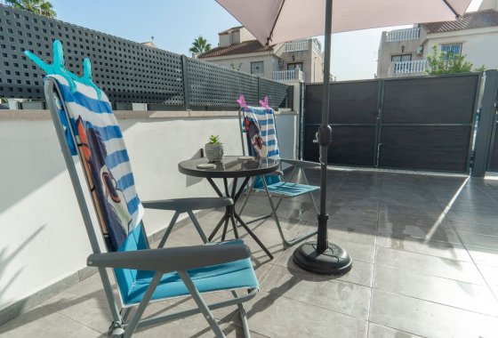 Reventa - Chalet Independiente - Torrevieja - La Florida