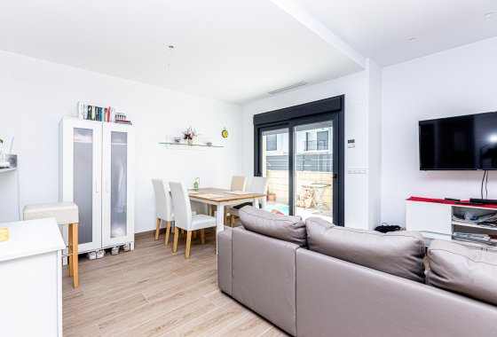 Reventa - Chalet Independiente - Ciudad Quesada