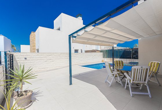 Reventa - Chalet Independiente - Ciudad Quesada