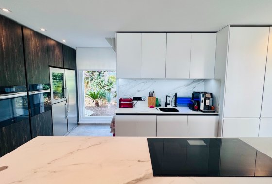 Re-Sale - Detached Villa - Algorfa