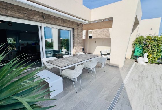 Re-Sale - Detached Villa - Algorfa