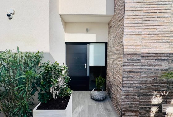 Re-Sale - Detached Villa - Algorfa