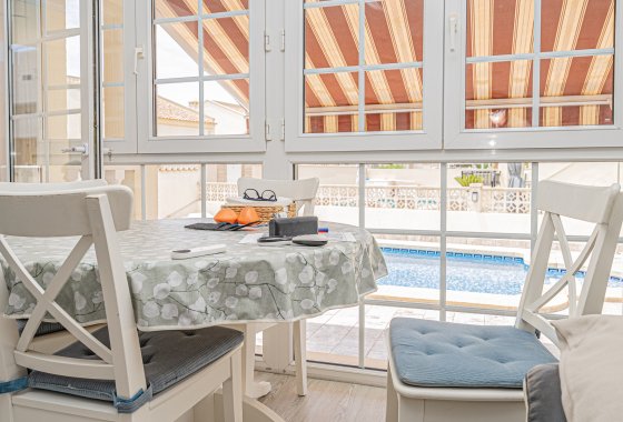 Reventa - Chalet Independiente - Playa Flamenca - Montilla