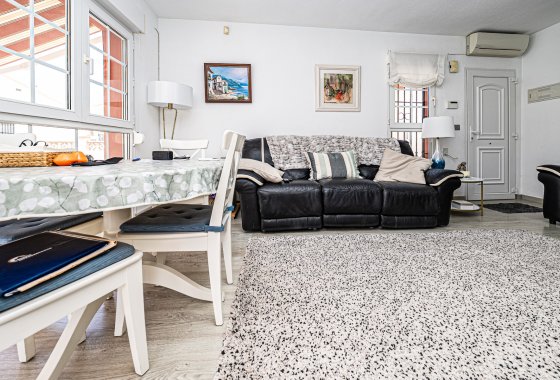 Reventa - Chalet Independiente - Playa Flamenca - Montilla