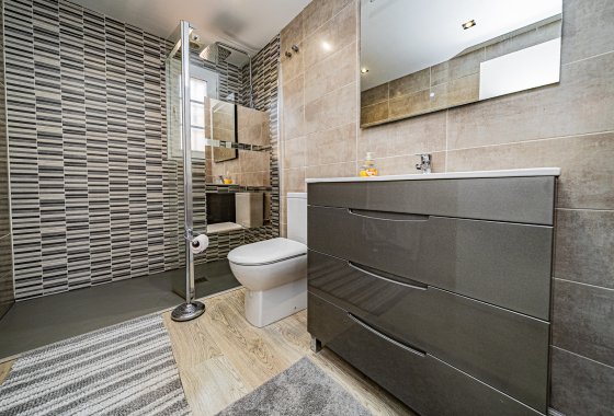 Reventa - Chalet Independiente - Playa Flamenca - Montilla