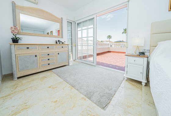 Reventa - Chalet Independiente - Playa Flamenca - Montilla