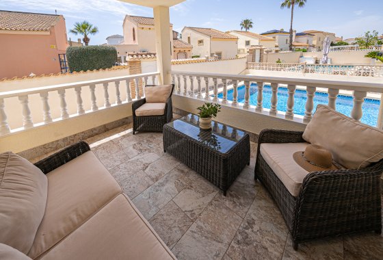 Reventa - Chalet Independiente - Playa Flamenca - Montilla