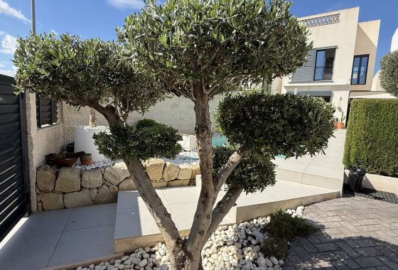 Re-Sale - Detached Villa - Benijofar