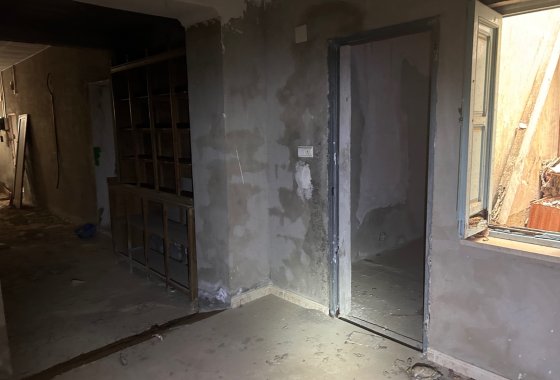 Reventa - Commercial (6) - Jacarilla