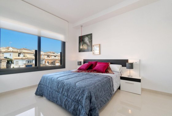 Nueva construcción  - Chalet Independiente - Los Montesinos - La Herrada