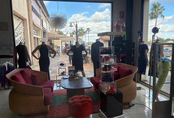 Reventa - Commercial - Algorfa