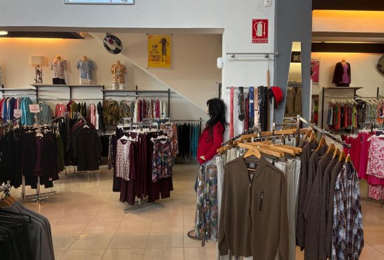 Reventa - Commercial - Algorfa