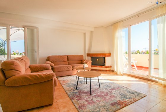 Re-Sale - Apartment - Punta Prima - Beachside