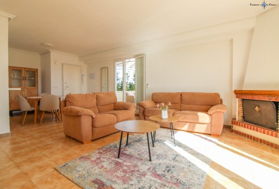 Re-Sale - Apartment - Punta Prima - Beachside