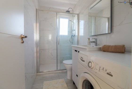 Re-Sale - Apartment - Punta Prima - Beachside