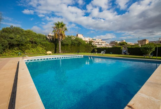 Re-Sale - Apartment - Punta Prima - Beachside