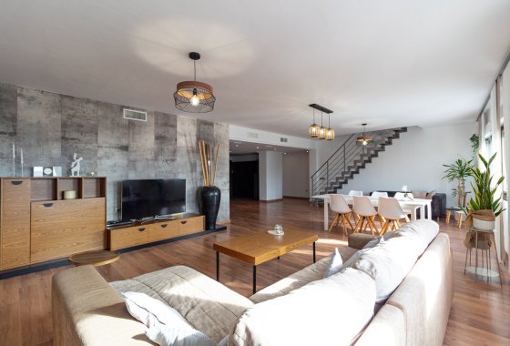 Re-Sale - Apartment - Torrevieja - Beach