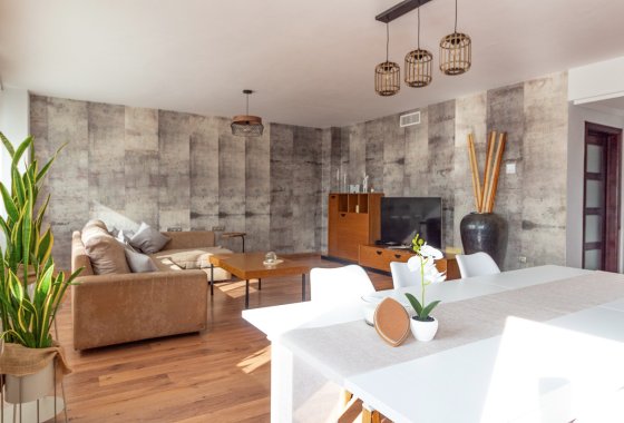 Re-Sale - Apartment - Torrevieja - Beach