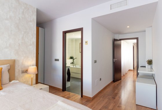 Re-Sale - Apartment - Torrevieja - Beach