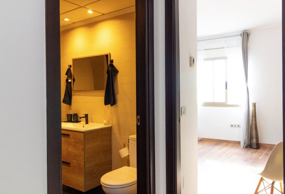 Re-Sale - Apartment - Torrevieja - Beach