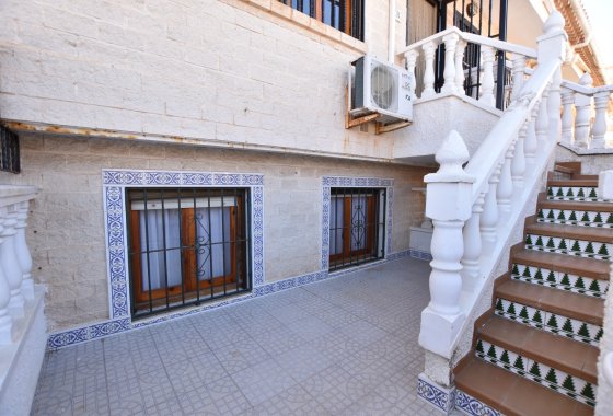 Re-Sale - Terraced house / Townhouse - Torrevieja - La Mata