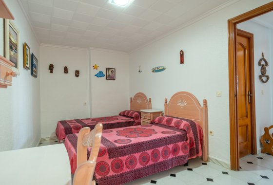 Re-Sale - Apartment - Mil Palmeras - Beach