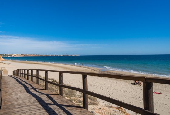 Re-Sale - Apartment - Mil Palmeras - Beach