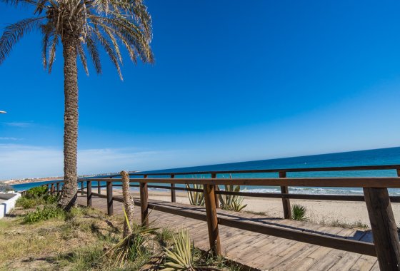 Re-Sale - Apartment - Mil Palmeras - Beach