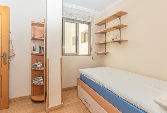 Re-Sale - Apartment - Torrevieja - Beach