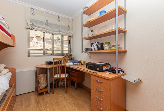 Re-Sale - Apartment - Torrevieja - Beach