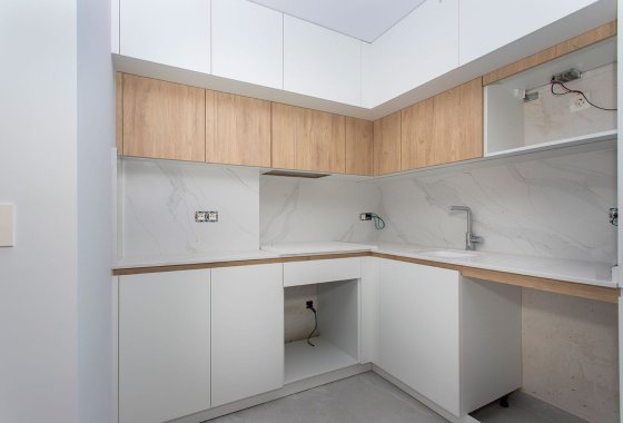 Re-Sale - Apartment - Torrevieja - Beach