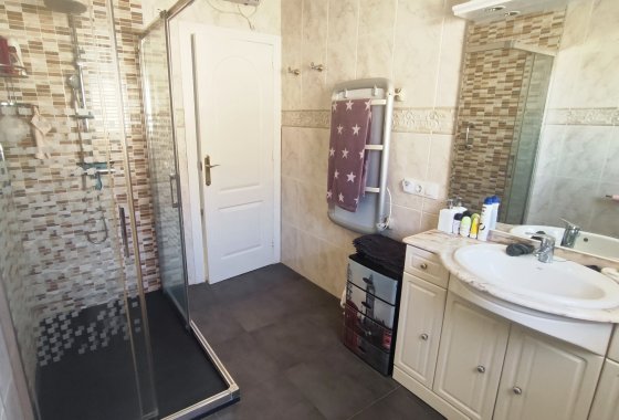 Re-Sale - Semi - Detached Villa - Ciudad Quesada