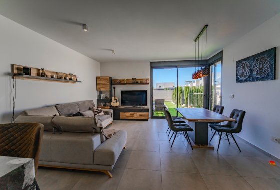 Re-Sale - Semi - Detached Villa - Benijofar