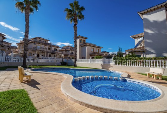 Reventa - Bloque De Cuatro - La Zenia - Villas San Jose