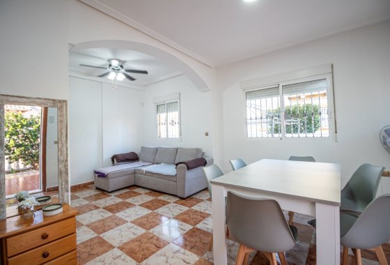 Reventa - Bloque De Cuatro - La Zenia - Villas San Jose