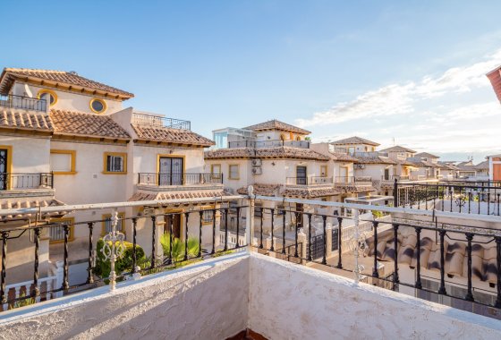 Reventa - Bloque De Cuatro - La Zenia - Villas San Jose