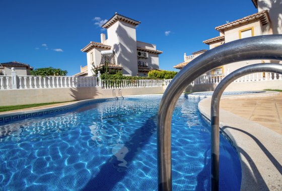 Reventa - Bloque De Cuatro - La Zenia - Villas San Jose