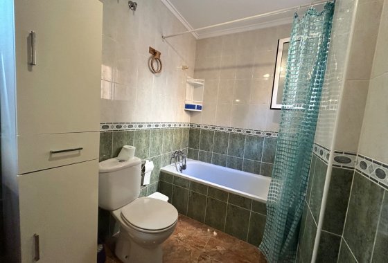 Reventa - Apartamento - Jacarilla - pueblo