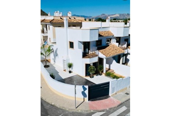 Nueva construcción  - Duplex - Cox - San Fernando