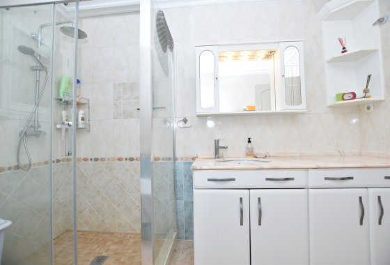 Reventa - Chalet Independiente - Algorfa