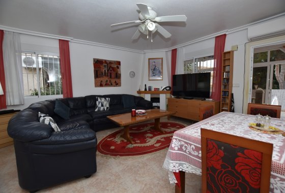 Reventa - Chalet Independiente - Algorfa