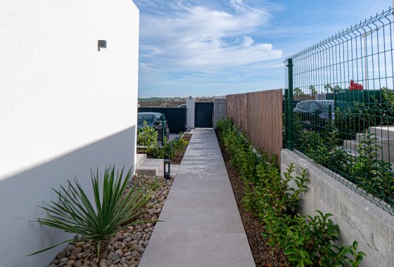 Re-Sale - Detached Villa - Algorfa - La Finca Golf