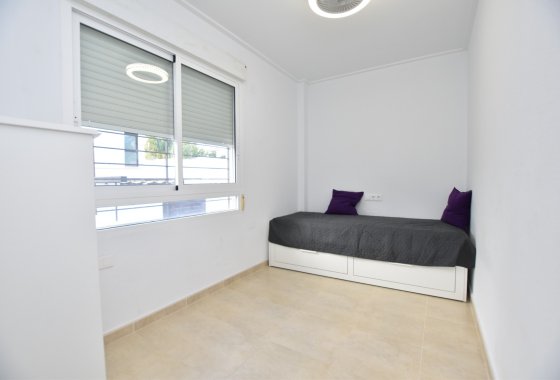 Reventa - Chalet Independiente - Algorfa